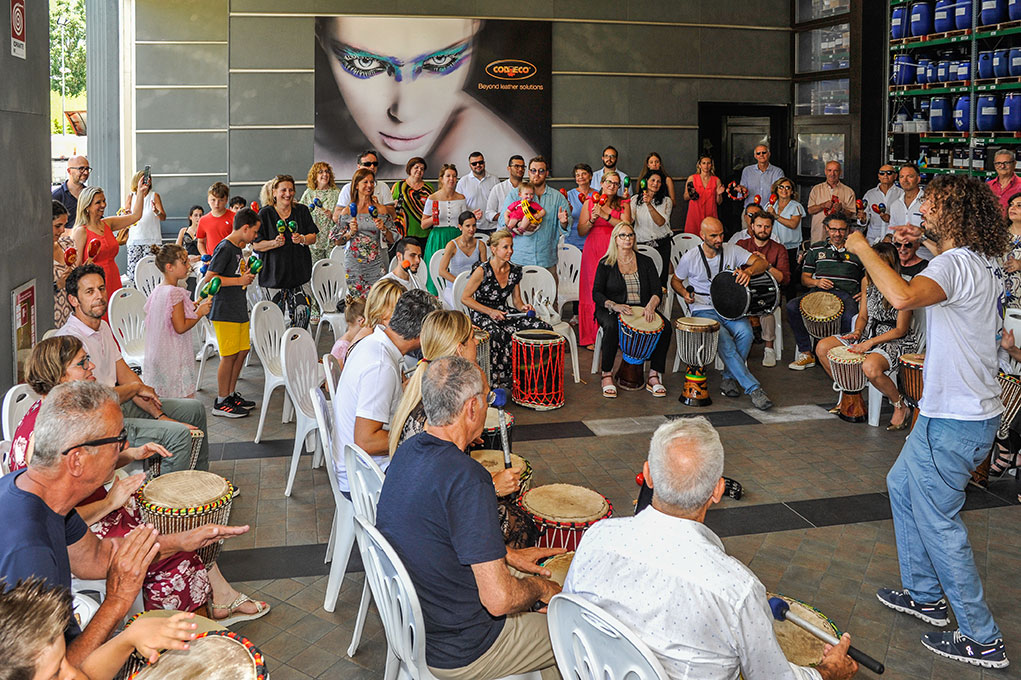 team-building-tamburi-percussioni-1
