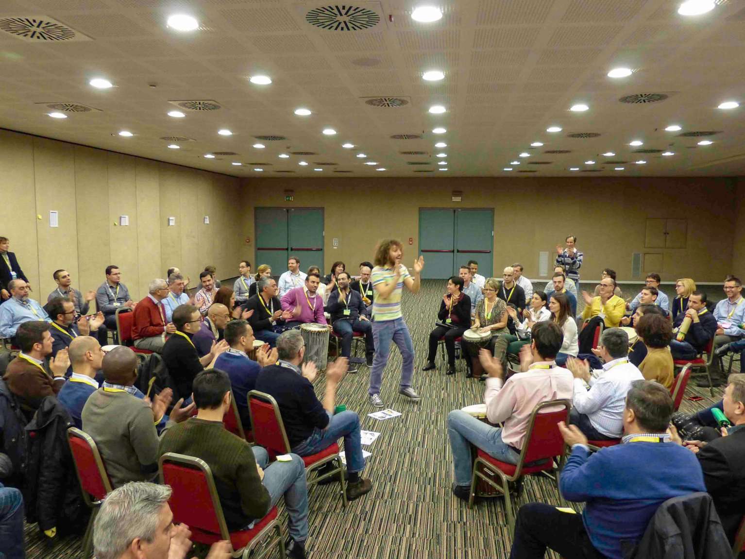 drumming team building musica onebeat lombardia